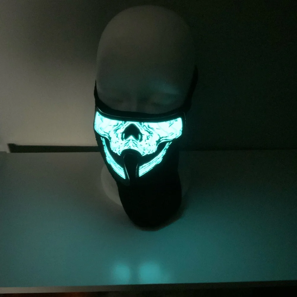 Face mask - Glow in the dark